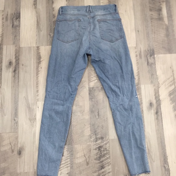 Good American Good Waist distressed Jeans - Picture 3 of 4